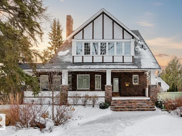 10226 Connaught Dr NW, Edmonton, AB T5N 3J2