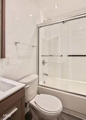 Rented by MNS Marketing | media 21