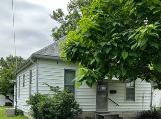 554 N Division St, Du Quoin, IL 62832