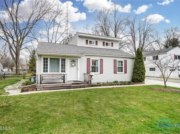 6012 Greenacre Rd, Toledo, OH 43615