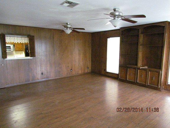 5th image of 402 Cottonwood St