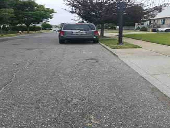 5th image of 25 Michigan Dr
