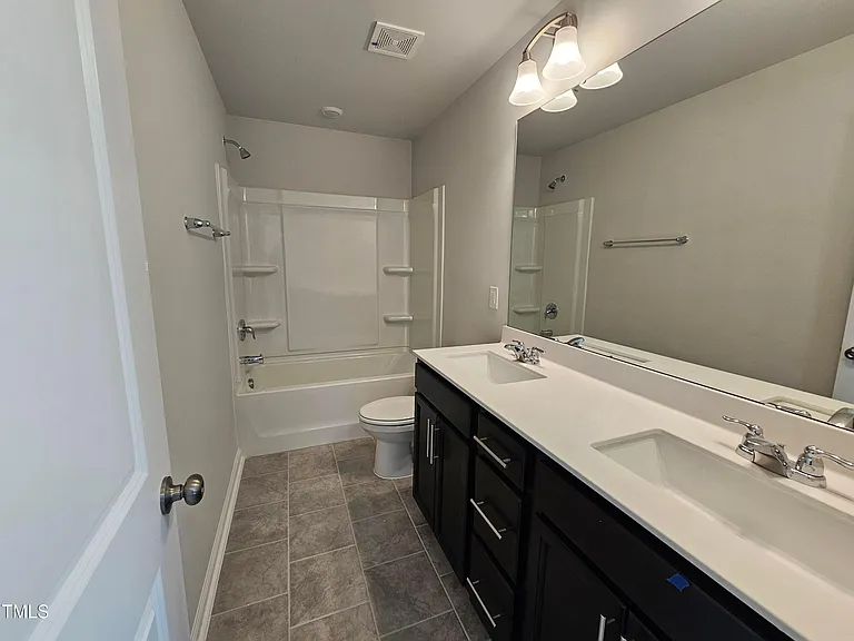469 Willard Woods Dr — Photo 16