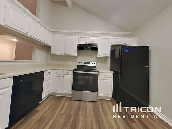 5th image of 4704 Wineberry Dr