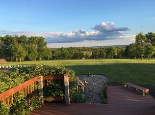 7313 Keepsake Ln, Bismarck, ND 58501