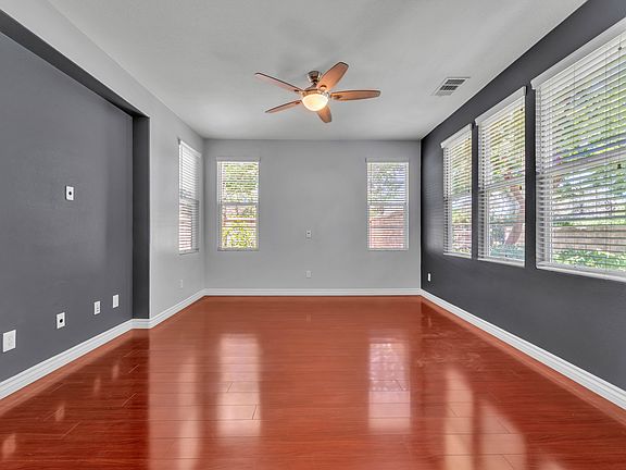 4th image of 31788 Avenida Del Luna