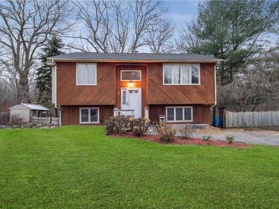 80 Oakside St, Warwick, RI, 02889