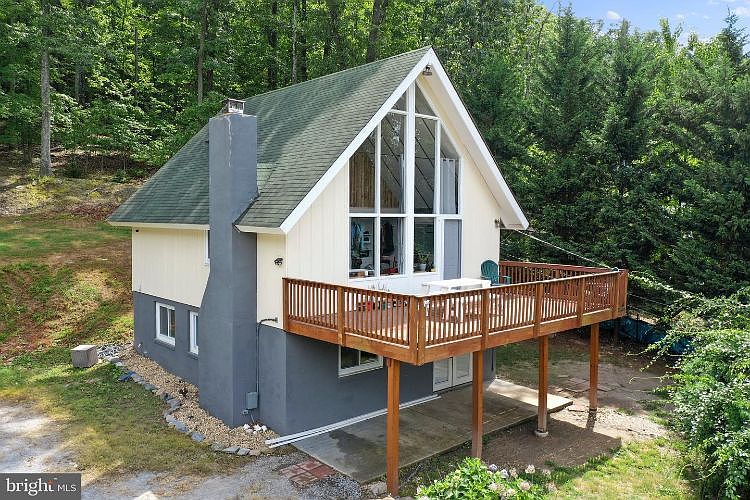 1st image of 458 Windsong Rd