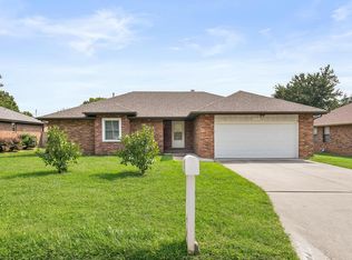 1104 W Maplewood St, Springfield, MO 65807