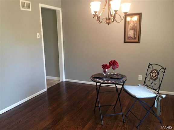 3rd image of 7214 Forestate Dr