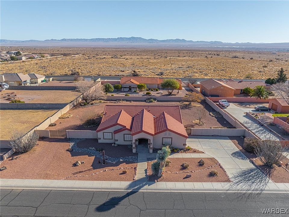 1st image of 5576 N Copper Canyon Way