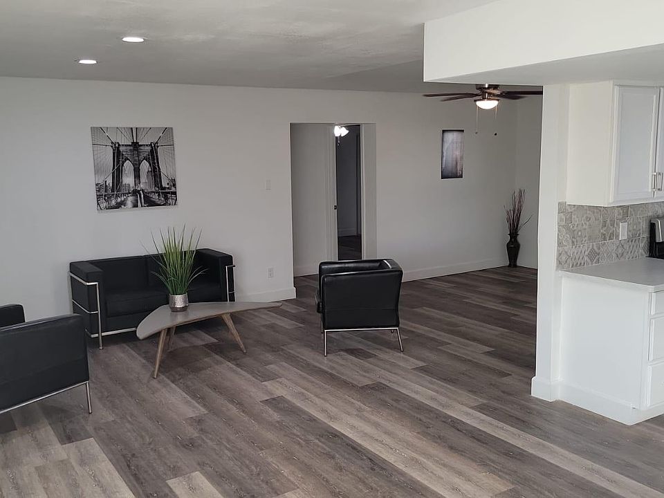 1st image of 4013 N 49th Ave