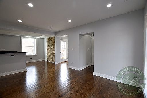 5th image of 7724 N Ashland Ave #F3