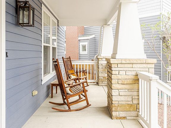 3rd image of 4271 W 117th Way