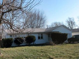 1028 N Jefferson St, Lincoln, IL 62656