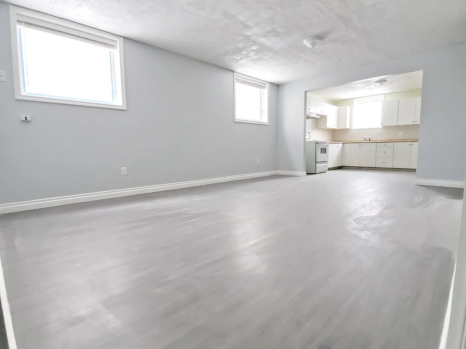 3 bed, $2,350 — Photo 3