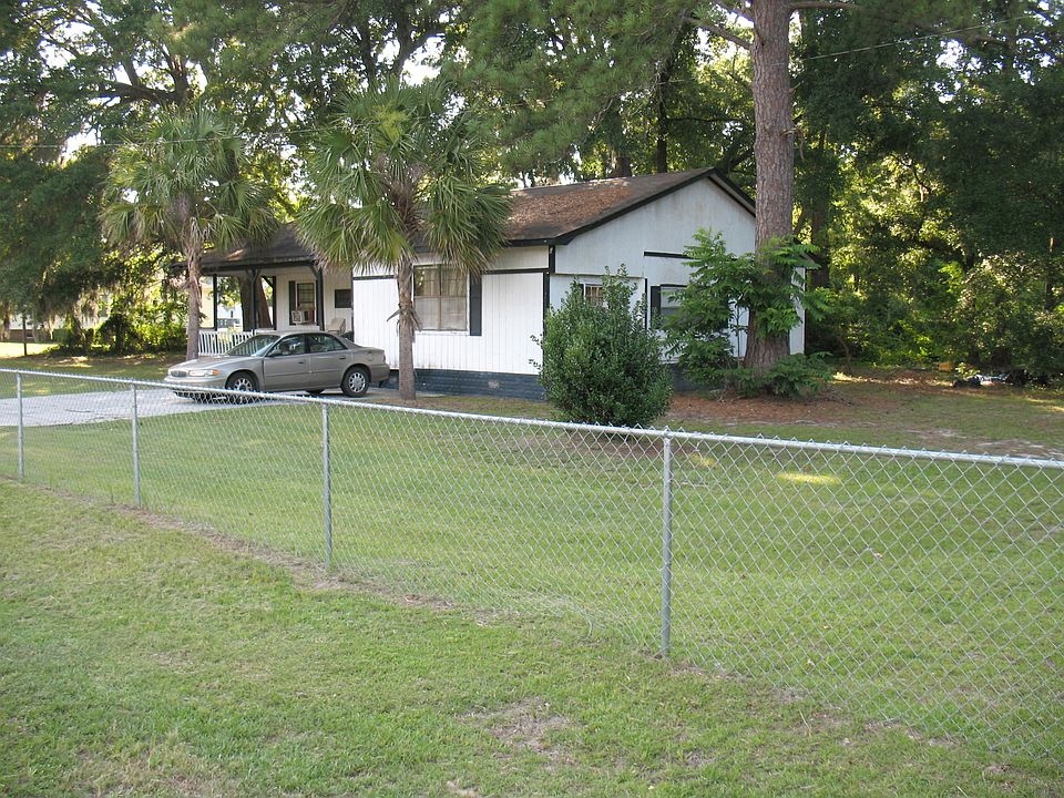 2nd image of 2726 Rifle Range Rd