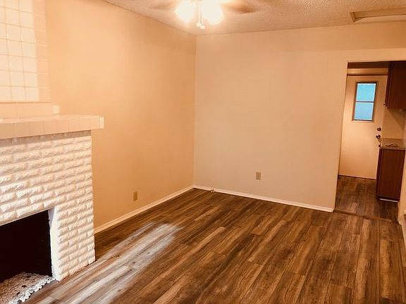 3rd image of 1515 E Broadway APT B