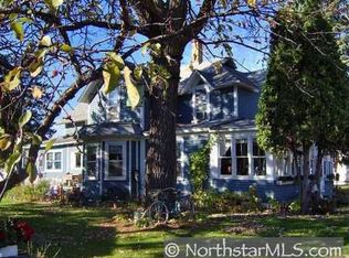 609 1st St NE, Little Falls, MN 56345