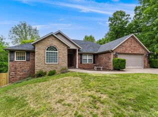 32 Latshaw Dr, Bella Vista, AR 72714
