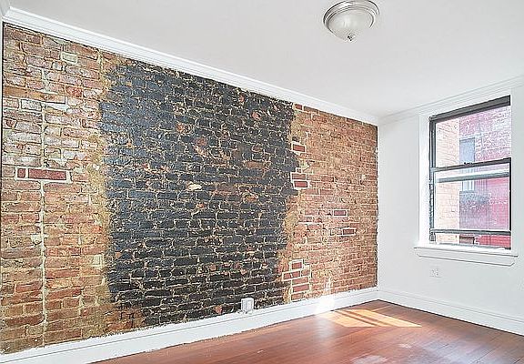 3rd image of 120 E 4th St APT 3A