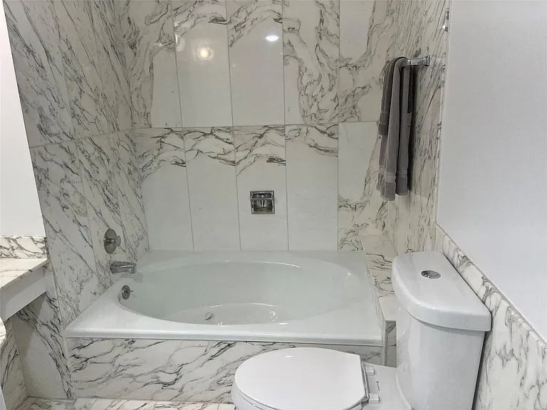 5100 N Ocean Blvd #1115 — Photo 26