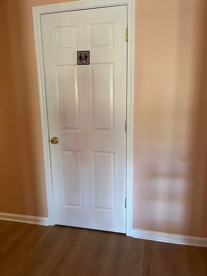 Newly renovated 2 Bed/2.5 Bath Townhouse — Photo 3