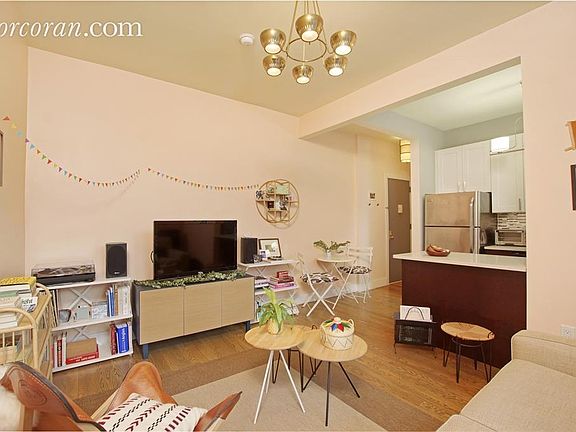 2nd image of 35 Clarkson Ave APT 3B