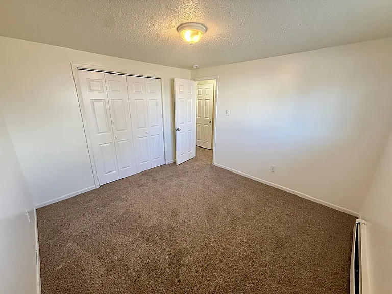 1419 Coffman St — Photo 31