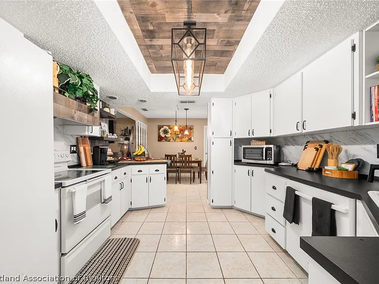 4201 Westminster Rd — Photo 13