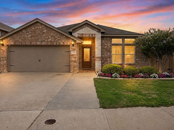 2nd image of 9236 Hunters Ct