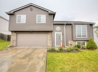 11920 Bauman Ave, Omaha, NE 68164