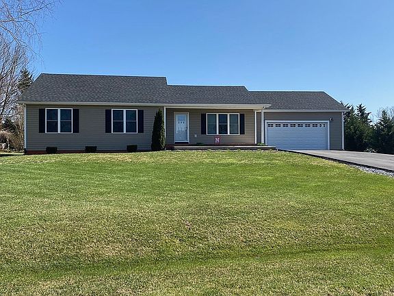 2nd image of 306 Meadows Dr