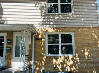 1937 Eugene St #2, Saint Paul, MN 55110