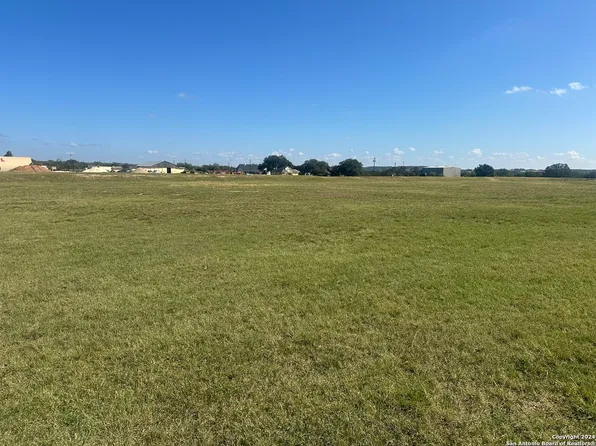 000 Flying L Dr. LOT 36, Bandera, TX 78003