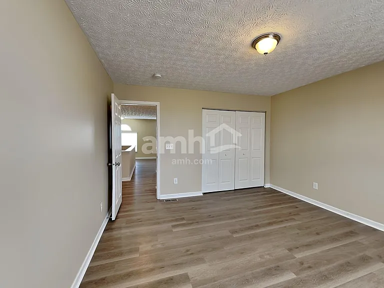 5568 Conn House Dr — Photo 22