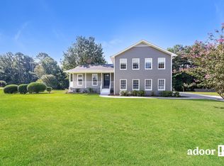 125 Beacon Dr, Fayetteville, GA 30215