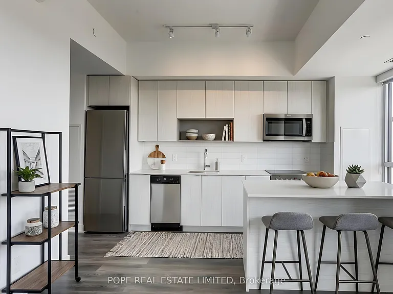 630 Greenwood Ave #803 — Photo 2