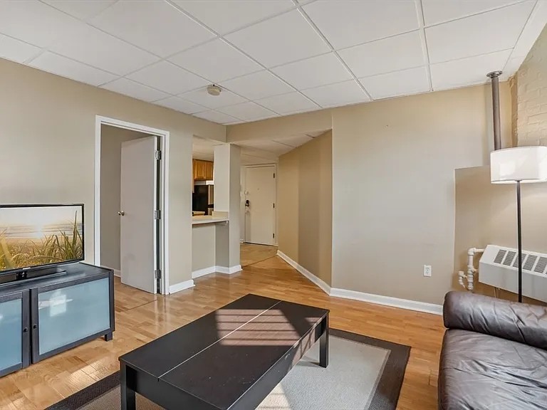 1641 Commonwealth Ave #20 — Photo 4