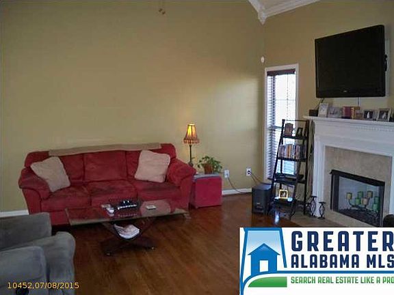 5th image of 305 Homestead Dr