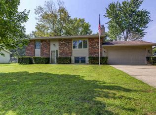 8 Rainbow Rd, Springfield, IL 62712