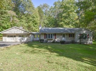 108 Millbrook Rd, Hardwick, NJ 07825