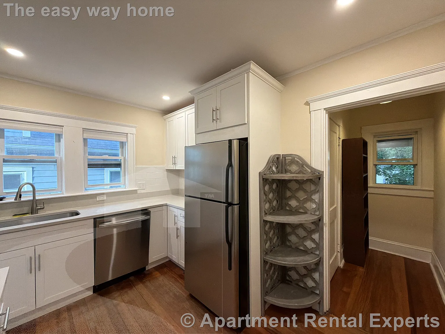 2 bed, 1.0 bath, $3,650 — Photo 2