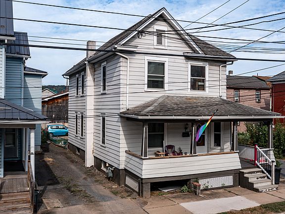 2nd image of 141 N 6th St