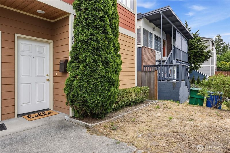 3rd image of 4736 Delridge Way SW #B