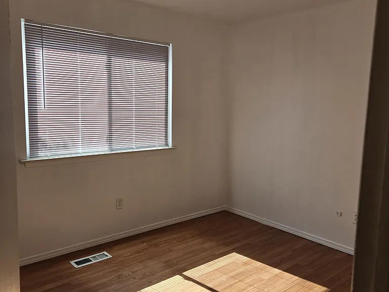 14210 Camelot Dr #157-1 — Photo 12