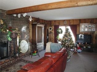 17460 W 207th St, Spring Hill, KS 66083