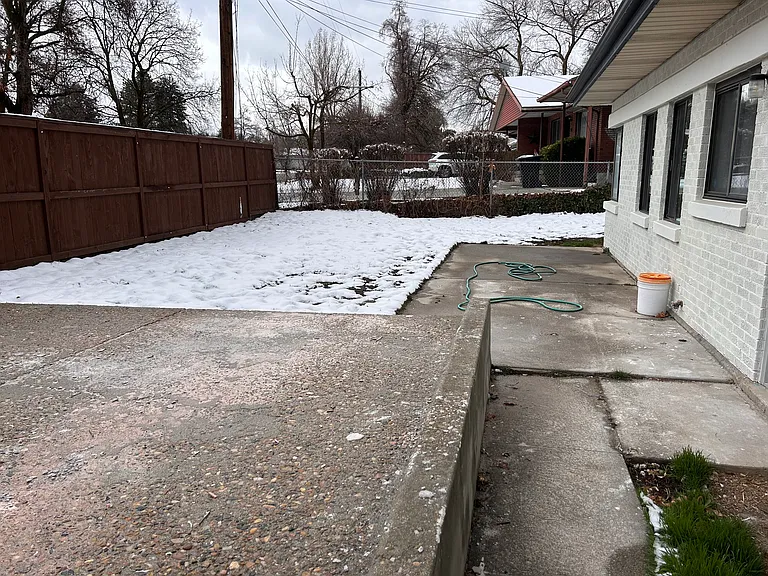 2170 E Fardown Ave — Photo 12