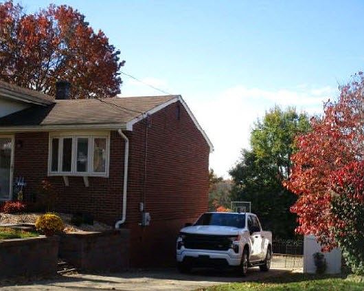 3rd image of 512 W Salisbury Dr