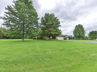 134 Hedgerow Dr, Ozark, MO 65721